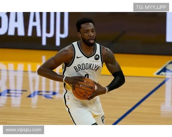 卡塞米罗晒赛后图集庆节礼日胜利彰显球队斗志与拼搏精神再取关键三分