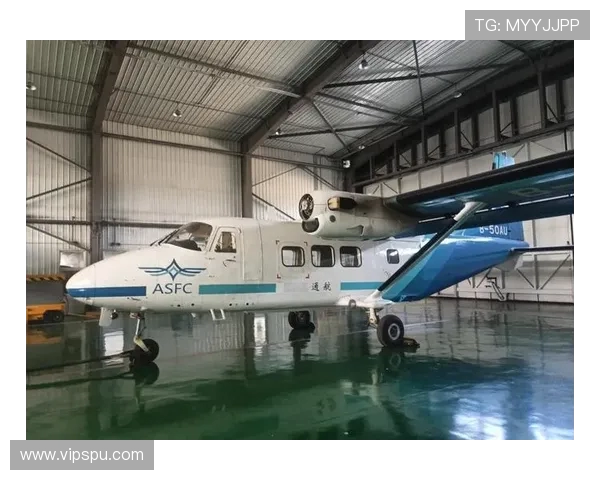 运12多用途通用飞机在南极科考中发挥关键作用