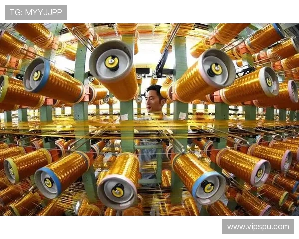 飞机客舱顶板的轻量化复合材料